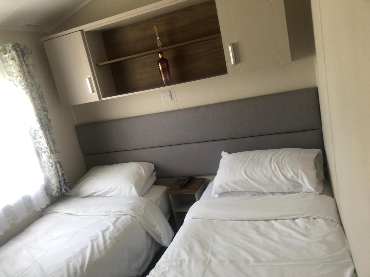 Campsite A Spacious And Beautifully Presented 2 Bedroom *